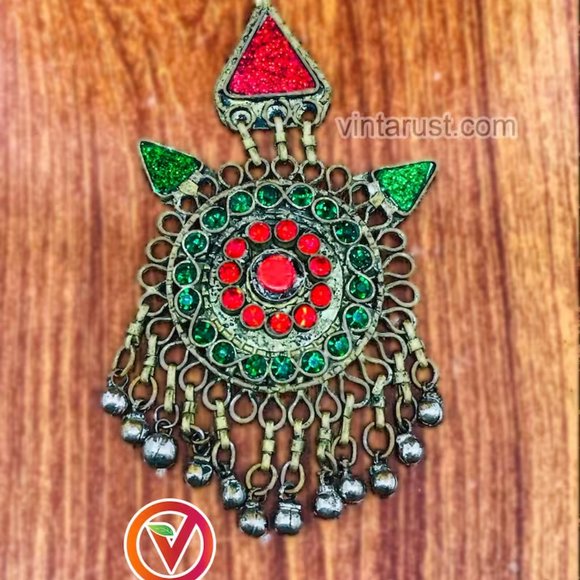 Red and Green Mang Tikka, Handmade Dangling Bells Tikka, Afghan Hair Jewelry, main image 10